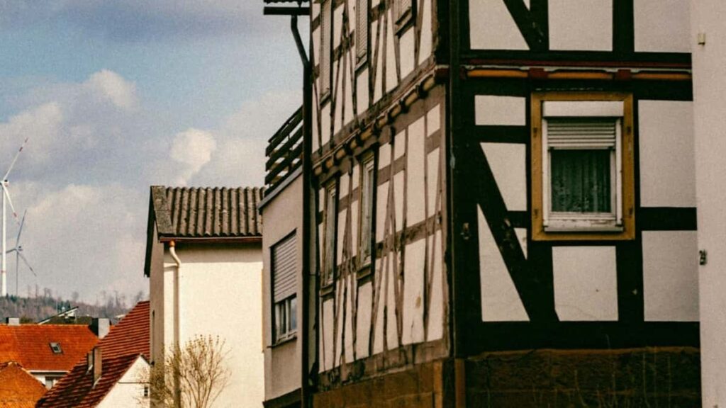 2025 China LinkedIn Yonke Izinga Lokukhangisa Izindleko E South Africa