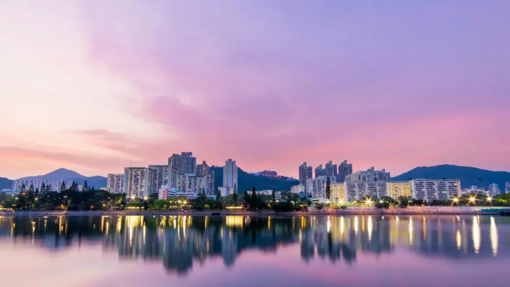 Isiqondiso esisebenzayo sezikhangiso zaseNingizimu Afrika sokuthola nokuxhasa ama-Vietnam OnlyFans creators nge-BTS content, izinyathelo eziphephile, nama-channels angcono kakhulu.