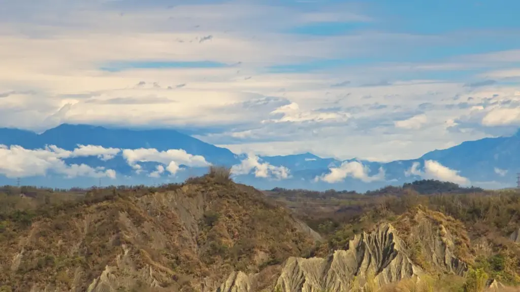 Isiqondiso esisebenzayo sokuthi abadali baseNingizimu Afrika bangaxhumana kanjani nezinkampani zaseKenya ku-Josh ukuze bahole imali kumachaneli abo.