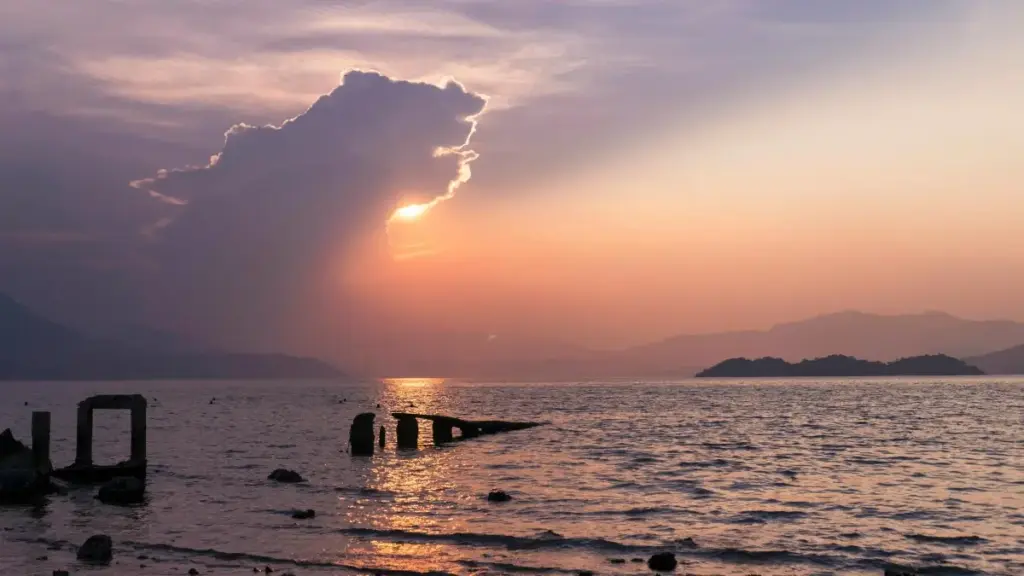 Isu elisebenzayo lokuxhumana namabhizinisi aseNorth Macedonia ku-ShareChat ukuze uqhube giveaways ezithusa abalandeli. Izinyathelo ezilula, izingozi, nezikhangiso ezivela ezindabeni.