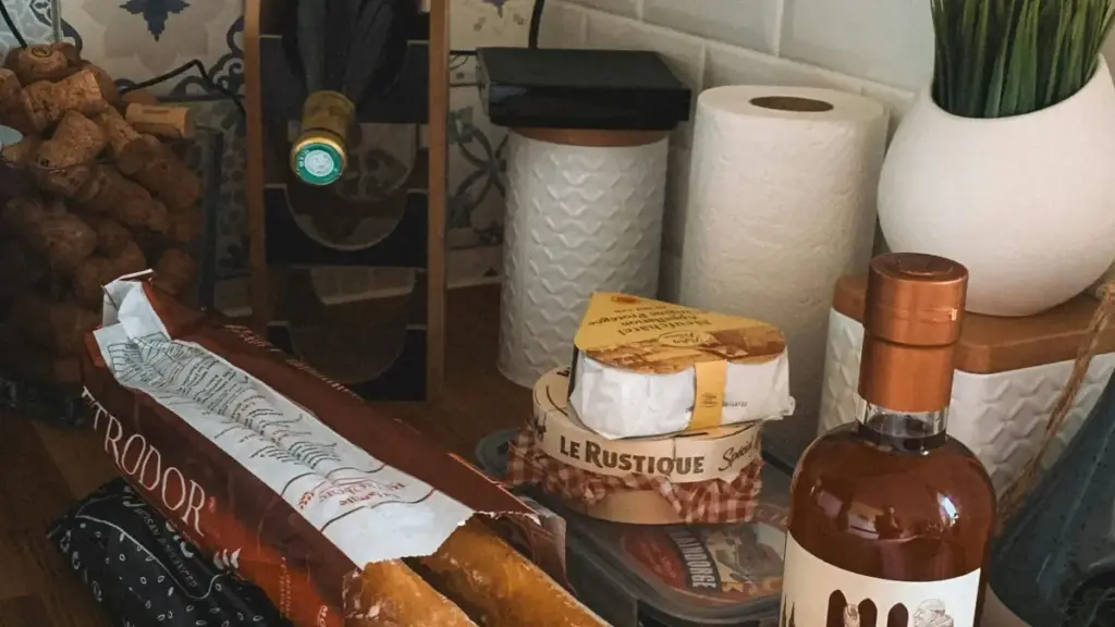 Isiqondisi esisebenzayo sokuthola nababambiqhaza be-Douyin eTunisia abazokwenza imikhankaso ye-reaction yama-albhamu — izindlela, amathuluzi, nezinyathelo zomkhankaso.