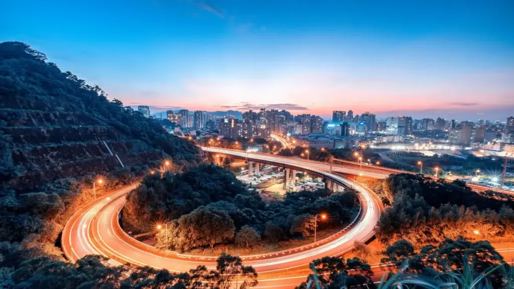 Indlela ehlangene, esetshenziswa yi-BAOLIBA yokuthola abadali be-Threads baseDenmark abakhuthaza ama-routine e-wellness — iziteshi, ama-metrics, izingozi, nezinyathelo ezisebenzayo.