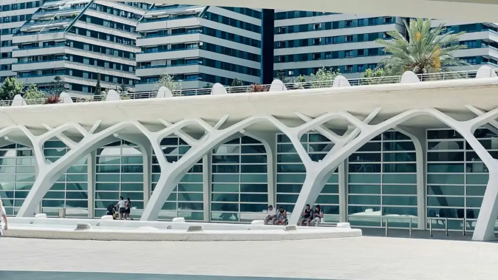 Indlela esebenzayo yokuxhumana nama-brand aseKenya ku-TikTok ukuze babelane ngezinguquko "before-and-after" — amathiphu, izindlela, nokuthi wenzeni uma ufuna ukuvala ibhizinisi.