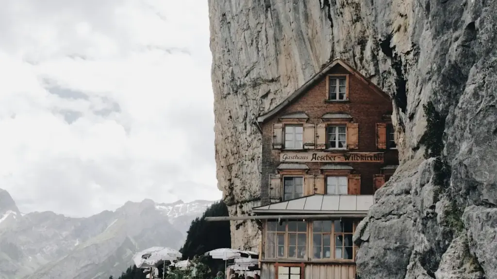 Isiqondiso esisebenzayo sokuthola, ukuhlola nokusebenza nabakreiyitha be-ShareChat e-Kazakhstan ukuze uthole izibuyekezo ezingokoqobo nezingenazinkinga.